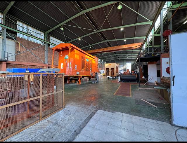 3,071M² WAREHOUSE FOR SALE IN STORMILL